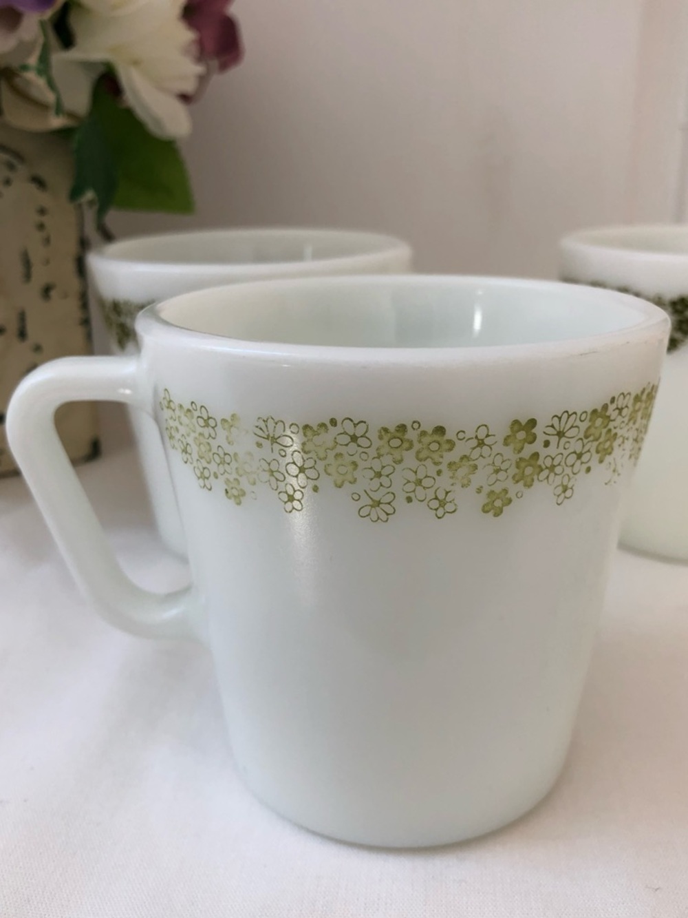 Vintage Pyrex Spring Blossom Milk Glass Three Cups Mugs - Picture 10 of 12